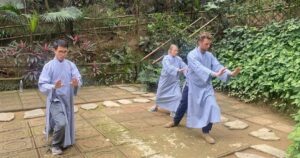 Short-term Spiritual Retreats in Meditation tours cultural experiences Vietnam (half-day or one-day programs):