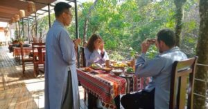 Buddhist meditation retreats Vietnam are deeply rooted in the spirit of filial piety and gratitude