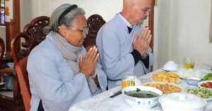 When to practice meditation in Meditation and Mindful Living Tips for a Calm, Balanced Life?