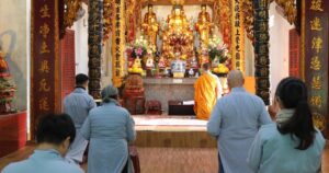 Explore 7 Meaningful Aspects of mindfulness meditation retreats Vietnam Buddha Worship Rituals and Sutra Chanting in Mindfulness Meditation Retreats Vietnam