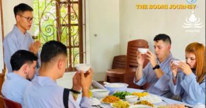 Temple lodging monastic life experience in Vietnam 4