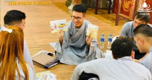 Temple lodging monastic life experience in Vietnam 6
