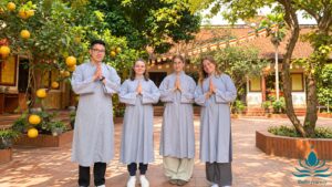 From Loneliness to Inner Connection: What Can a Meditation Retreat Offer?